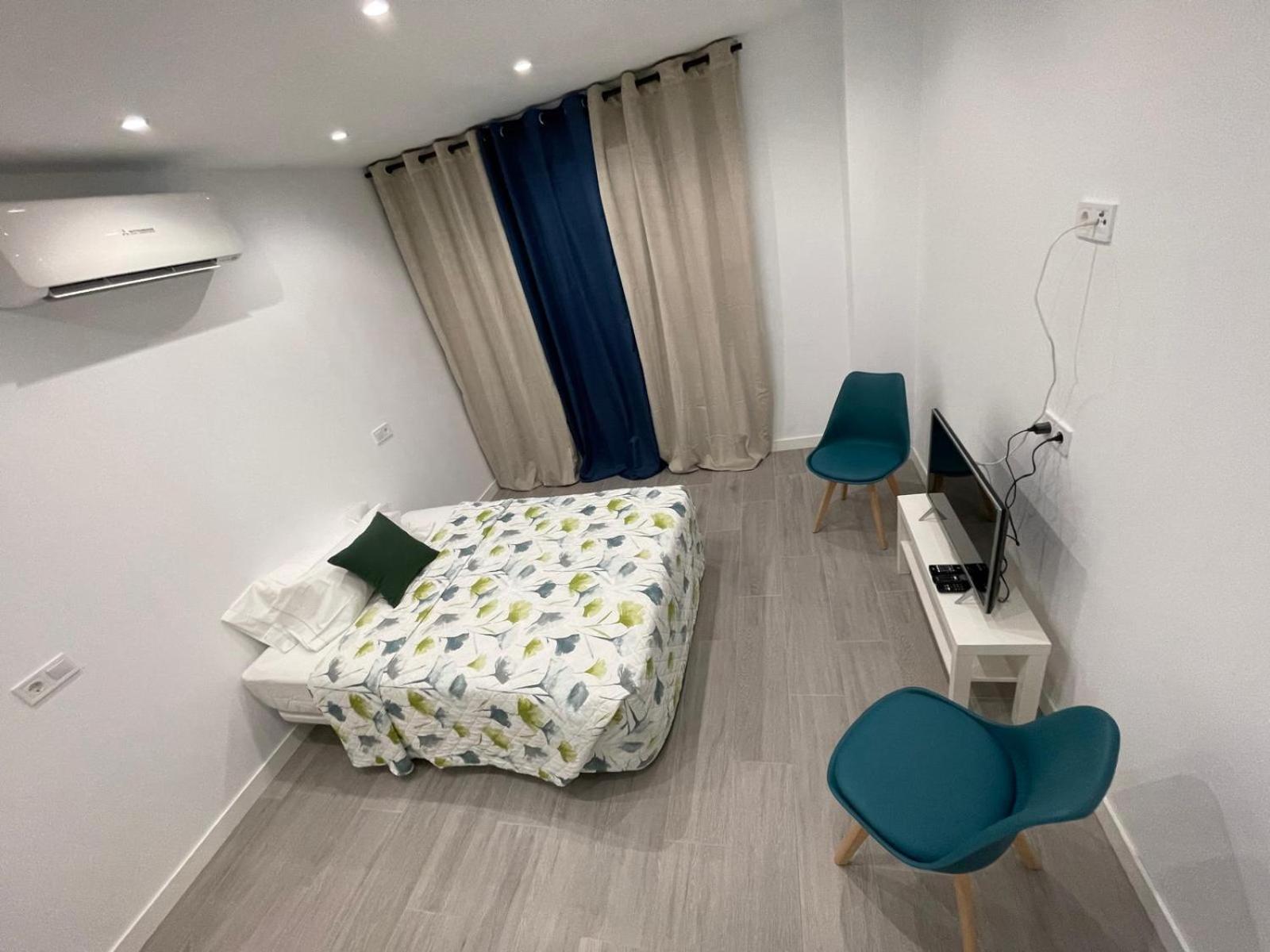Estudios Nuevos Madrid Centro エクステリア 写真