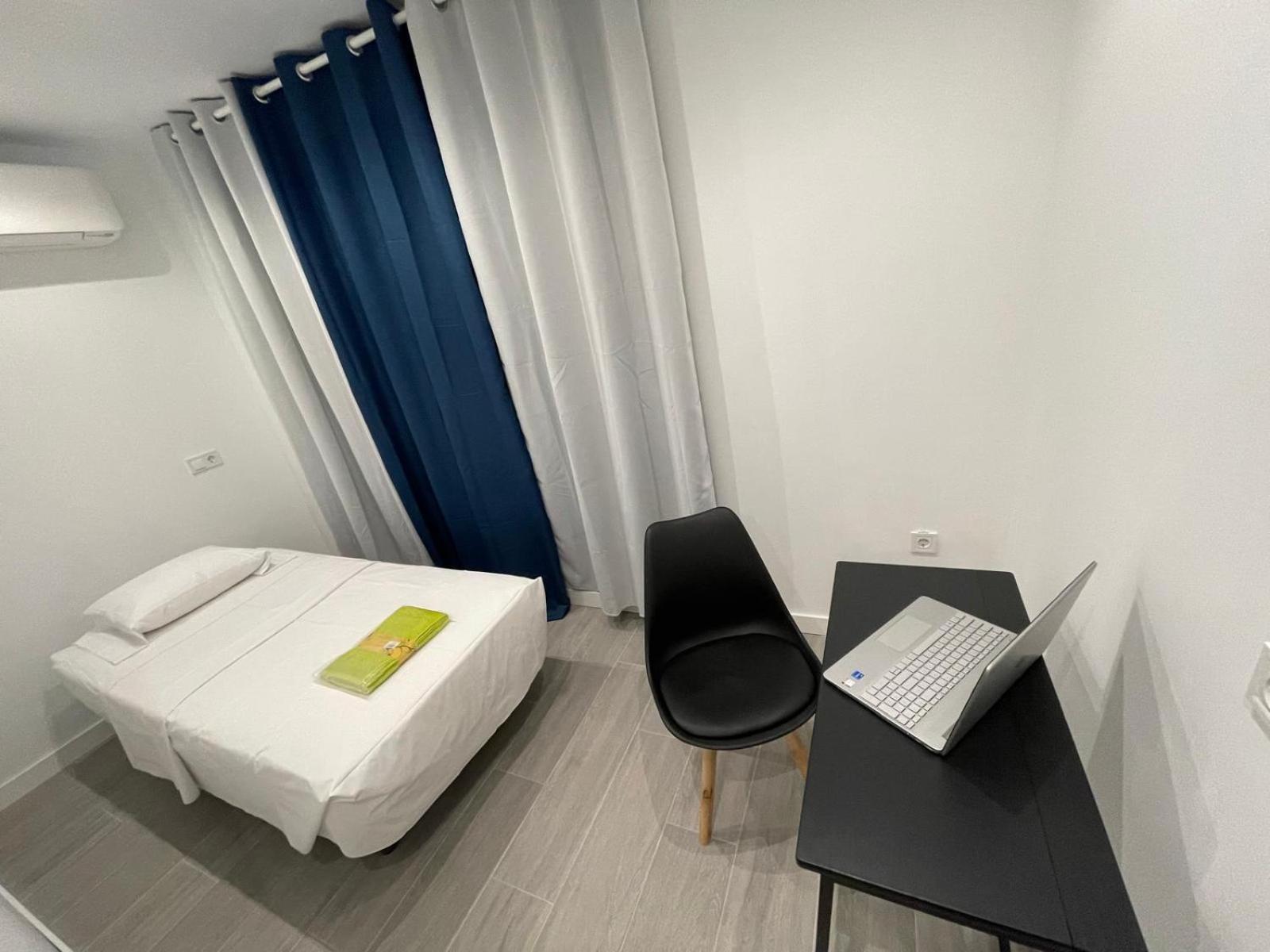 Estudios Nuevos Madrid Centro エクステリア 写真